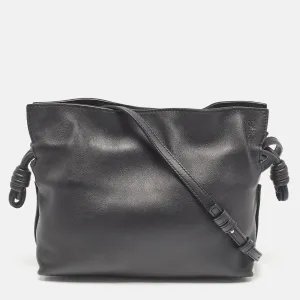 Black Leather Flamenco Shoulder Bag