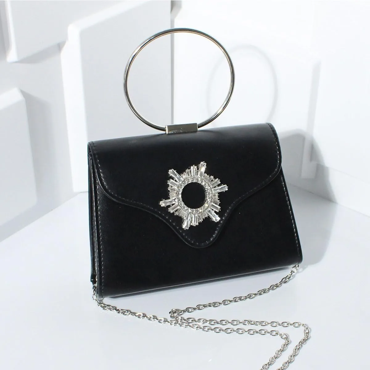 handbag with crystal decoration, evening bag with round metal ring handle, suitable for shopping at banquets and parties